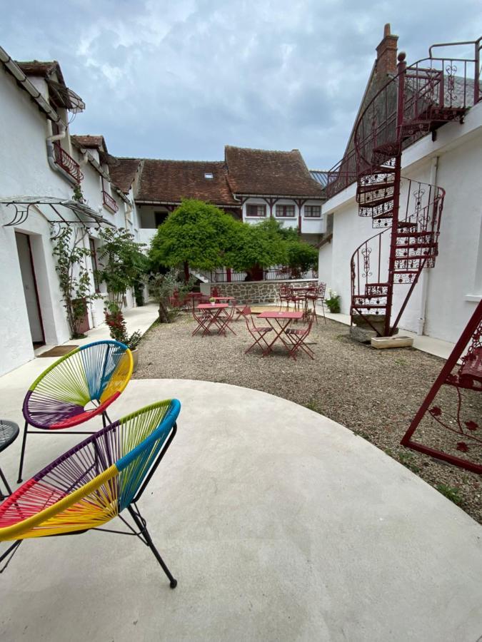 Hotel Nuit En Brenne Le Blanc Zewnętrze zdjęcie